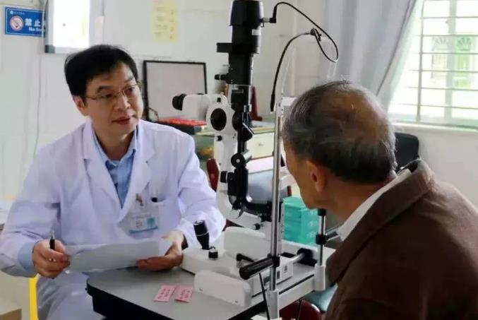 老花眼鏡怎么配更好？