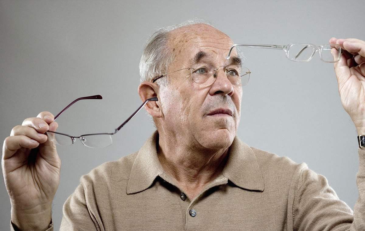 多焦鏡：滿(mǎn)足看遠看近需求，成為近視老花群體不二之選