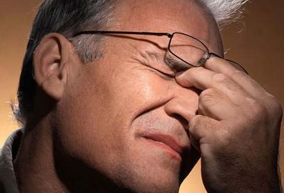 漸進(jìn)多焦老花鏡眼鏡好不好，解決老花近視請佩戴多焦老花鏡